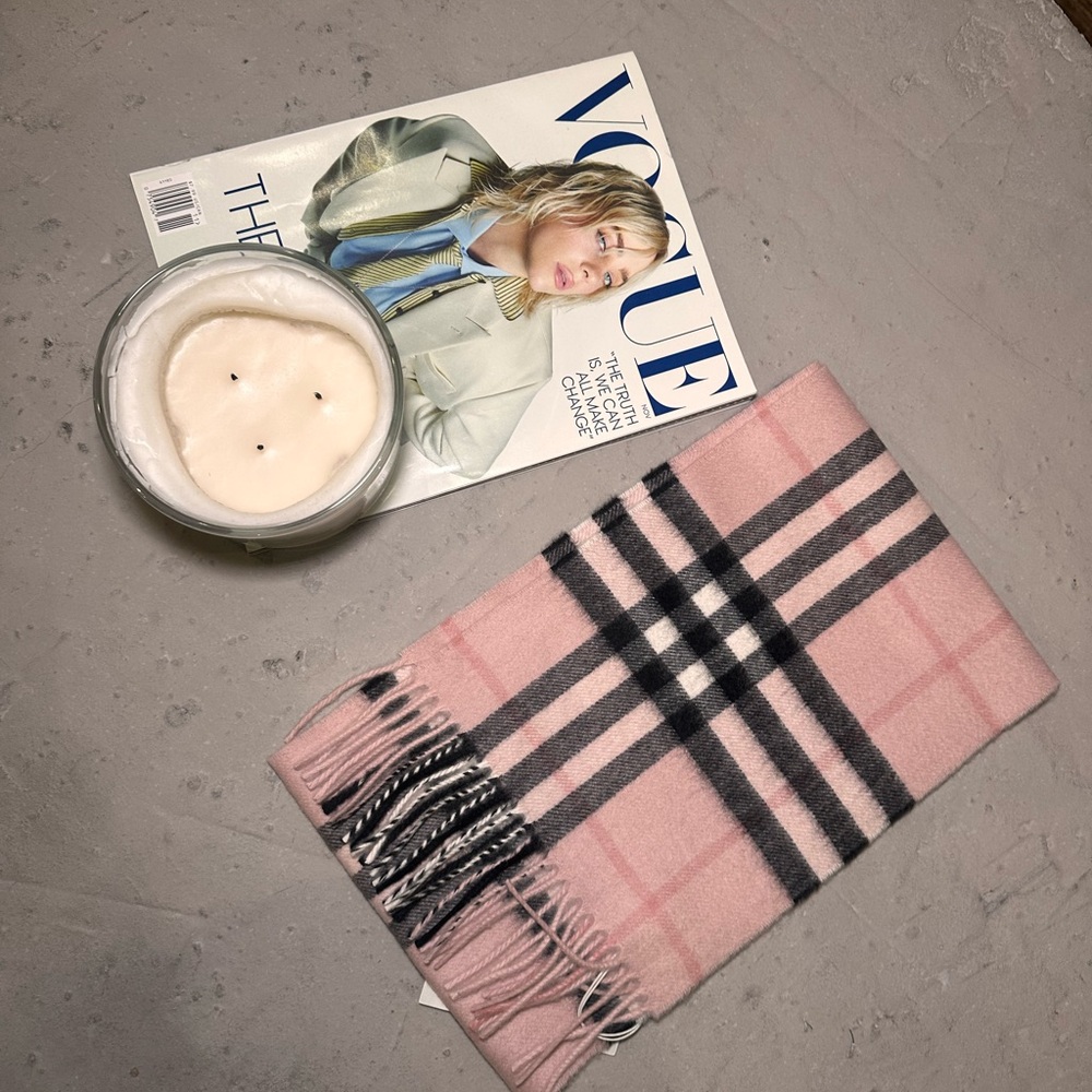 New  BURBERRY Check  100% Cashmere Unisex Ash RoseScarf /50 X 7.9 inches - Picture 8 of 8